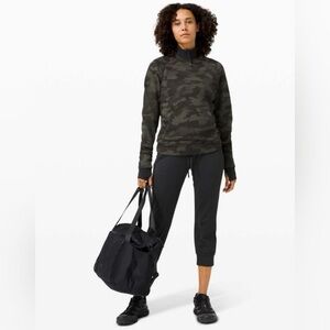 Lululemon Ready to Rulu Jogger CropBlack size 10